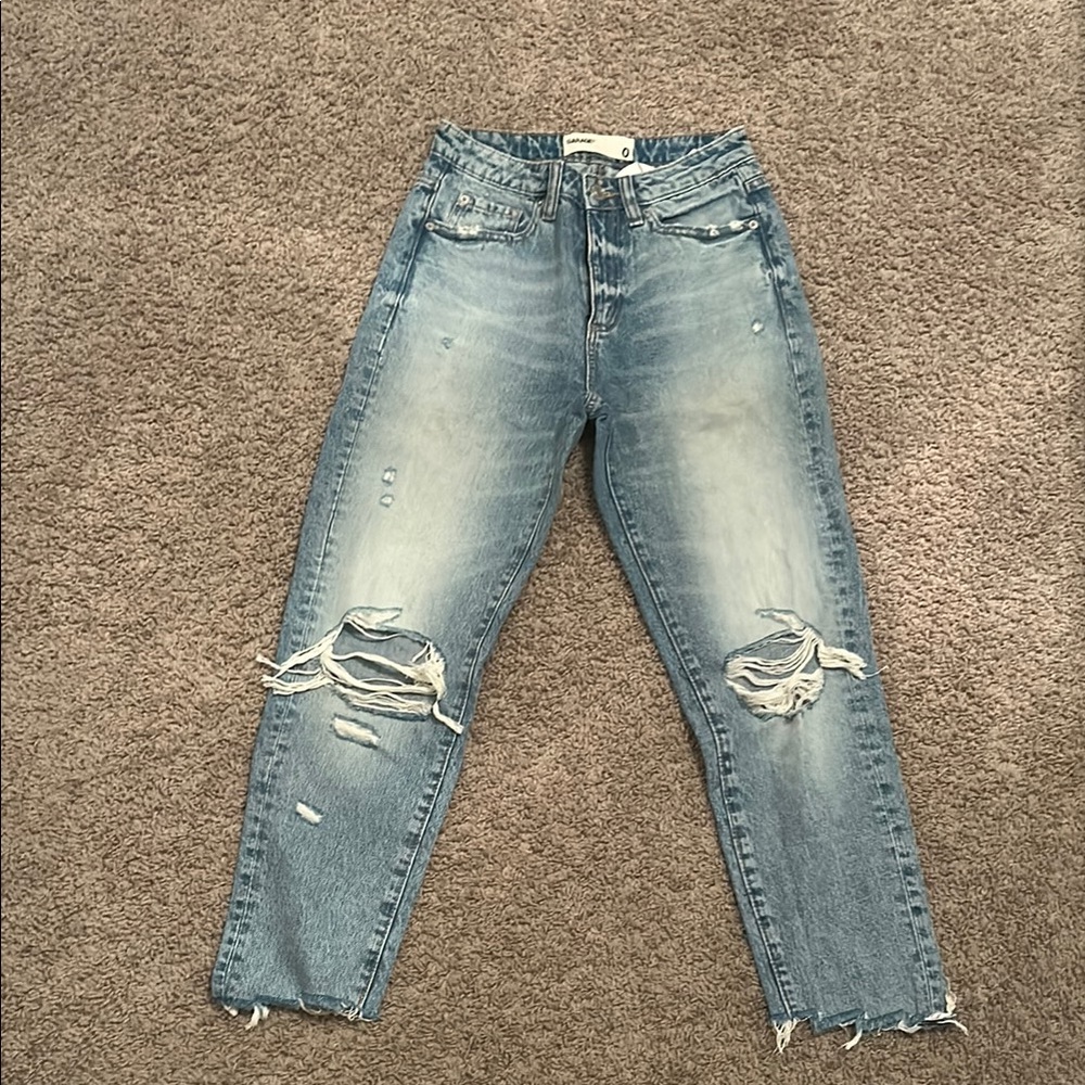 Garage “Mom” Style Distressed Blue Jeans